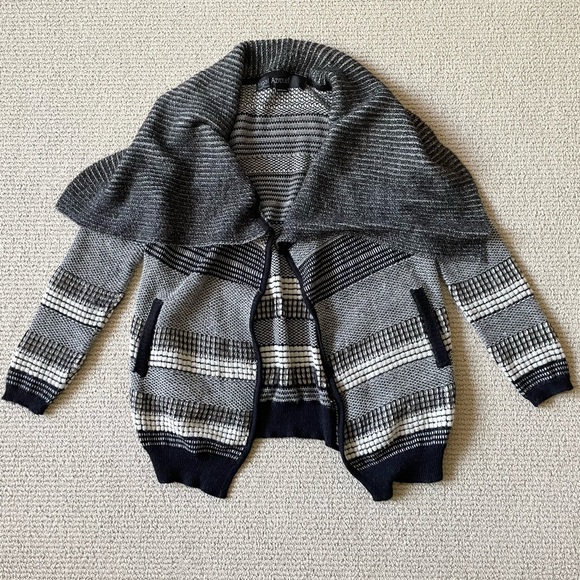 YIGAL AZROUEL 100% Baby Alpaca Jacquard Knit Cardigan Sweater Size XS/S - Picture 5 of 14